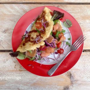 omelet_zalmsalade_gezondafvallen_weinigcalorieën mieke jegerings gewichtsconsulent